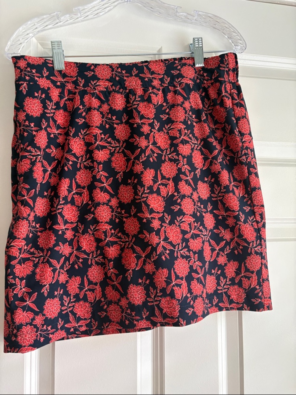 J Jill Floral Print Red and Navy Skort